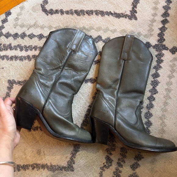 vintage frye leather boots greyish light green/blue undertone - Picture 6 of 6